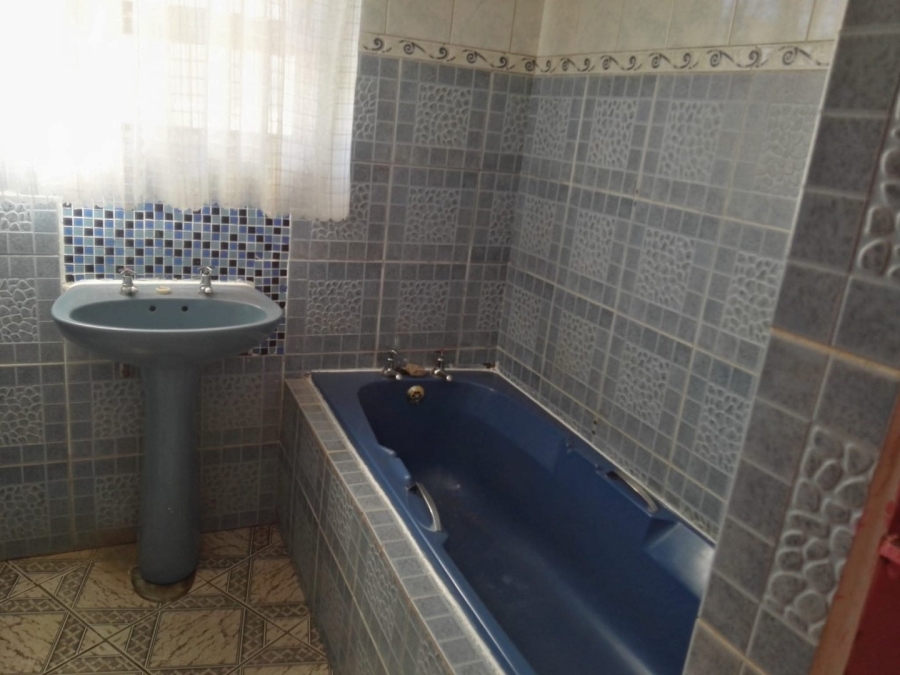 3 Bedroom Property for Sale in Motherwell Nu7 Eastern Cape